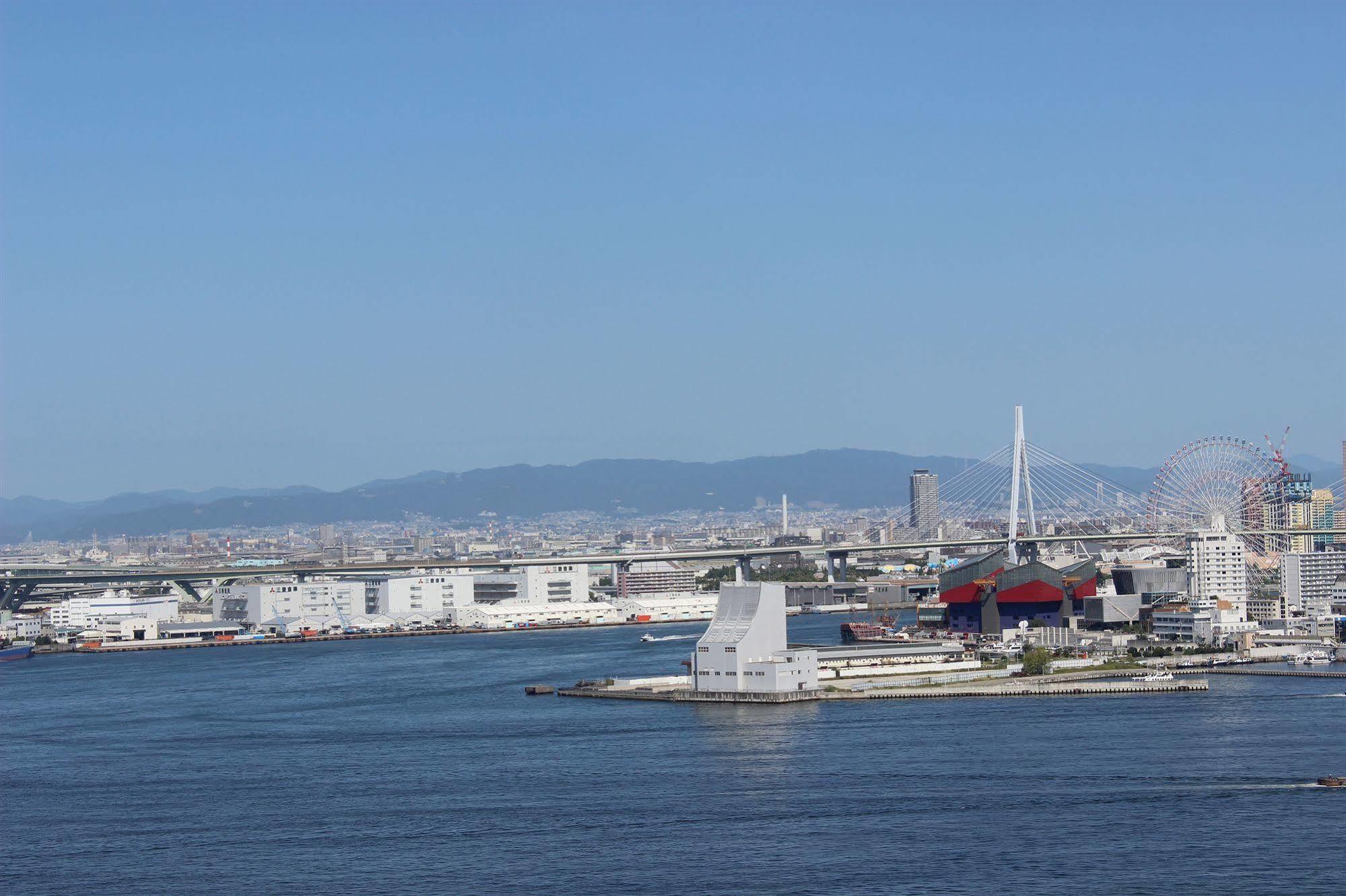 Hotel Fukuracia Osaka-Bay Bagian luar foto