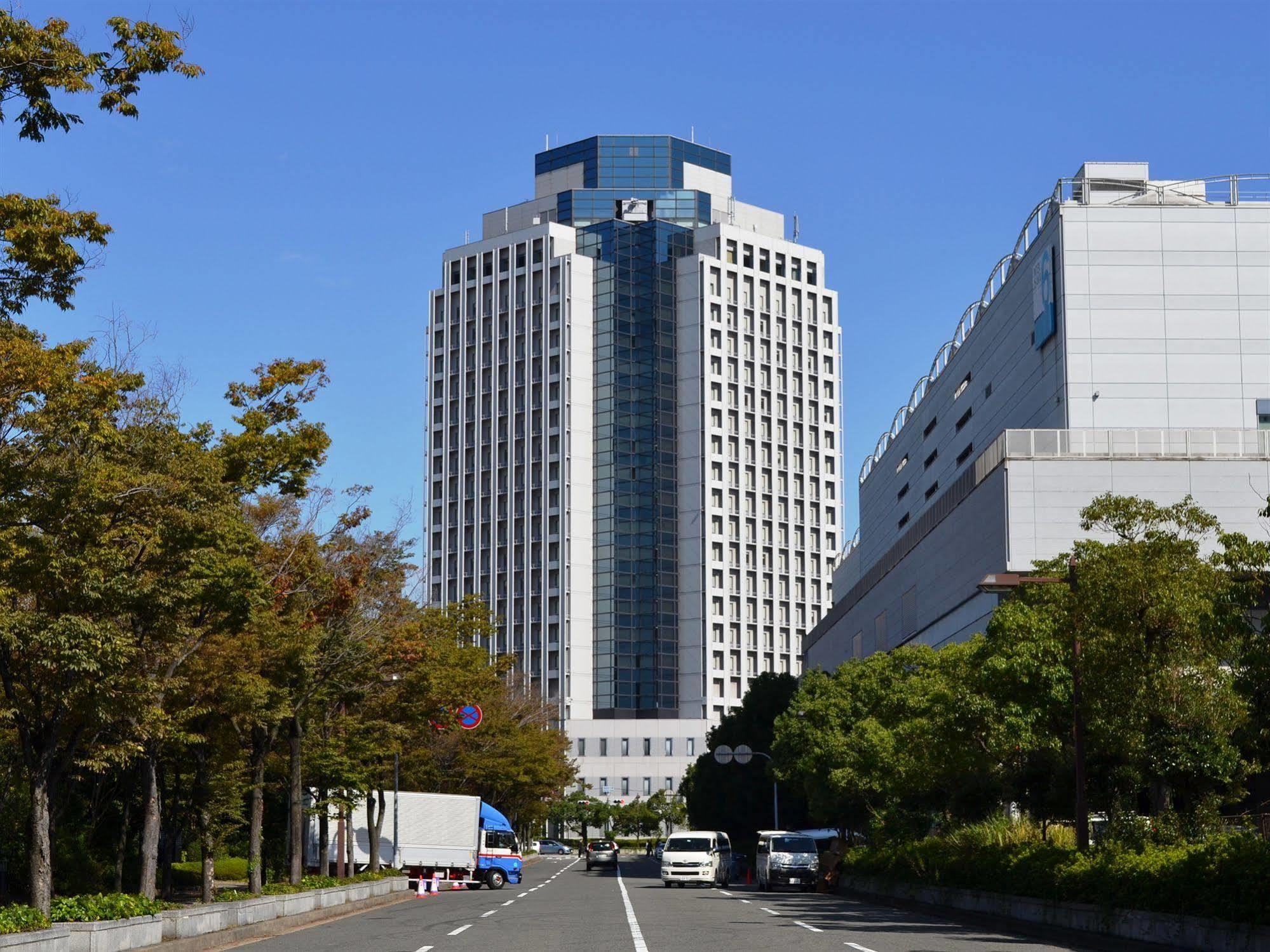 Hotel Fukuracia Osaka-Bay Bagian luar foto